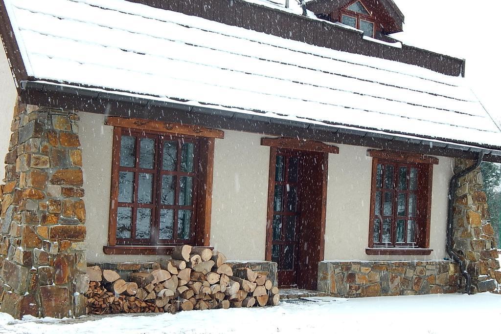 Domek Kozacki Лукове Экстерьер фото